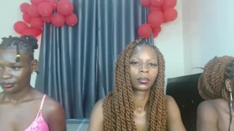 Snapshot of avian_babe chatting on 02.10.26 Avian online show from 02.10.26