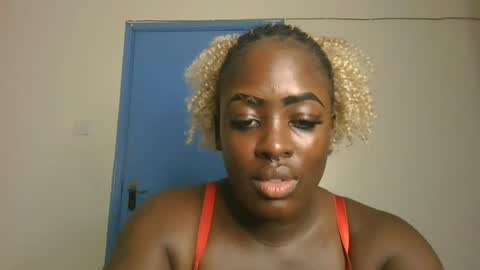 avian_babe1 online show from 07.28.26