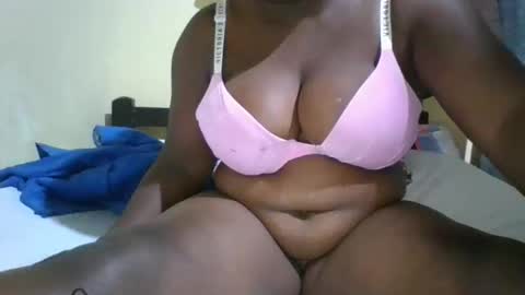 avril254 online show from 11.30.25