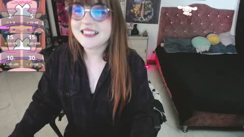 Abril online show from 01.30.25