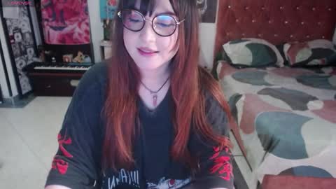 Abril online show from 10.08.25