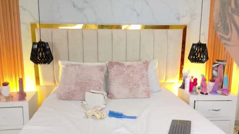 Javier y Lorena online show from 12.18.25