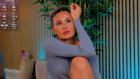 AVRILL CYRUX online show from 03.04.25