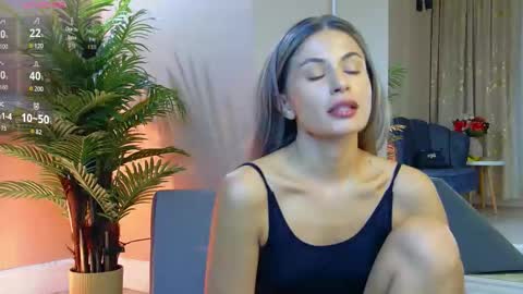 AVRILL CYRUX online show from 09.16.25