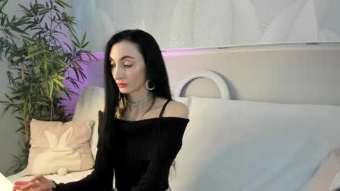 Snapshot of avrora_mars chatting on 04.22.26 Avrora online show from 04.22.26