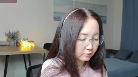 Snapshot of avroraromance chatting on 02.07.25 Avrora online show from 02.07.25
