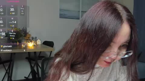 Snapshot of avroraromance chatting on 02.26.25 Avrora online show from 02.26.25