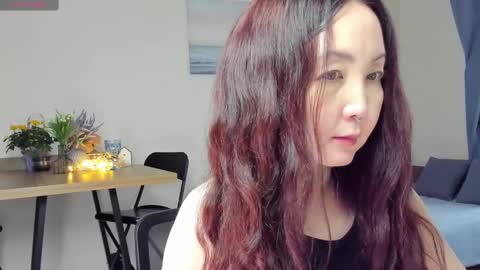 Snapshot of avroraromance chatting on 03.08.25 Avrora online show from 03.08.25