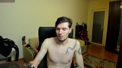 Snapshot of awesome_justin chatting on 12.17.24 Justin online show from 12.17.24