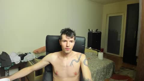 Snapshot of awesome_justin chatting on 09.10.25 Justin online show from 09.10.25