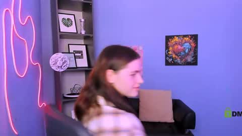 awesomeemma_ online show from 05.06.26
