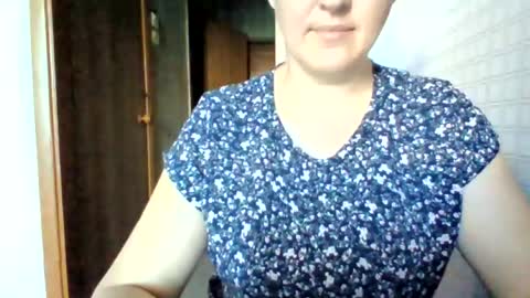 Snapshot of awesomeladyy chatting on 06.21.26 awesomeladyy online show from 06.21.26