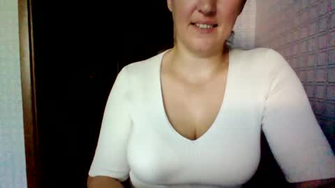 Snapshot of awesomeladyy chatting on 07.01.26 awesomeladyy online show from 07.01.26