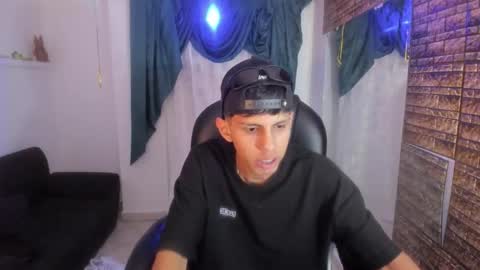 Axel online show from 09.20.25