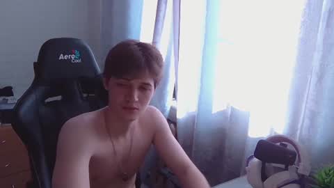 Snapshot of axel_0ne chatting on 06.10.26 axel_0ne online show from 06.10.26