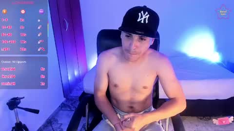 Snapshot of axel__fierro chatting on 04.13.26 axel__fierro online show from 04.13.26