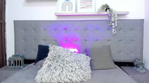 Snapshot of axel_colling1 chatting on 04.24.26 AXEL online show from 04.24.26
