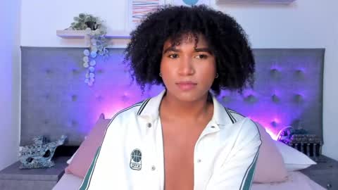 Snapshot of axel_colling1 chatting on 05.19.26 AXEL online show from 05.19.26