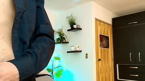 Snapshot of axel_draven chatting on 09.29.25 axel_draven online show from 09.29.25