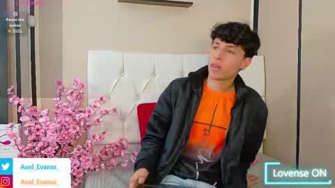 Axel Evanss online show from 10.14.25