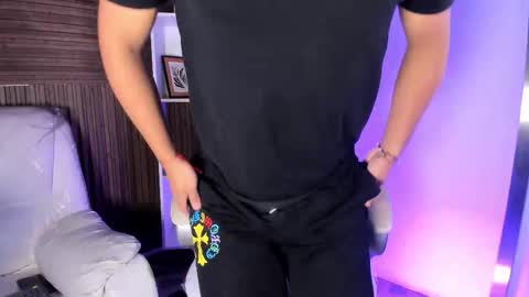 axel_grey_ online show from 11.29.25