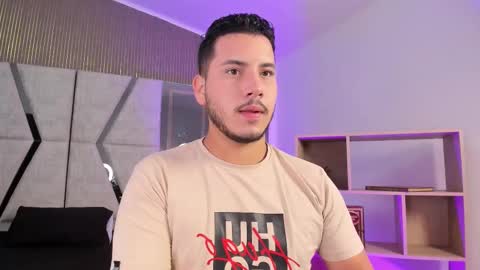 axel_grey_ online show from 02.12.26