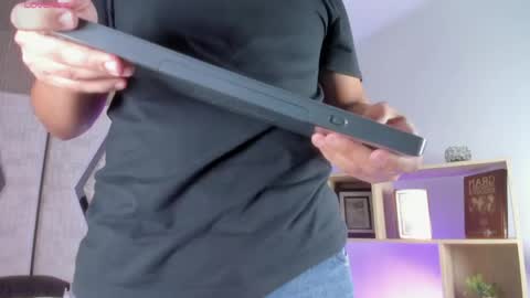 Snapshot of axel_grey_ chatting on 05.28.26 axel_grey_ online show from 05.28.26