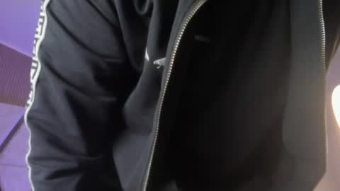 Snapshot of axel_grey_ chatting on 05.31.26 axel_grey_ online show from 05.31.26