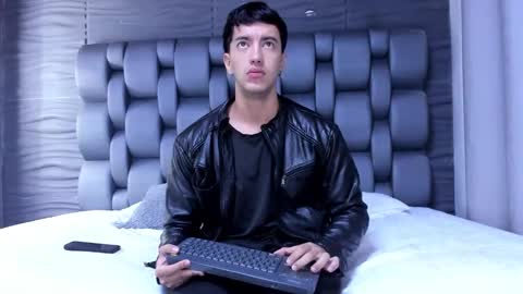 Snapshot of axel_hendrick chatting on 02.26.26 axel_hendrick online show from 02.26.26