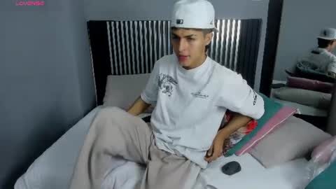 Snapshot of axel_mendoza_ chatting on 07.03.26 A X E L online show from 07.03.26