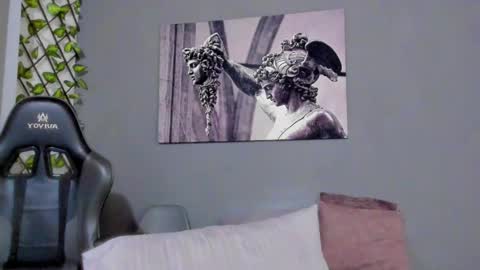 Snapshot of axel_owen chatting on 03.02.25 Axel online show from 03.02.25