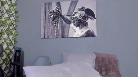 Snapshot of axel_owen chatting on 03.04.25 Axel online show from 03.04.25