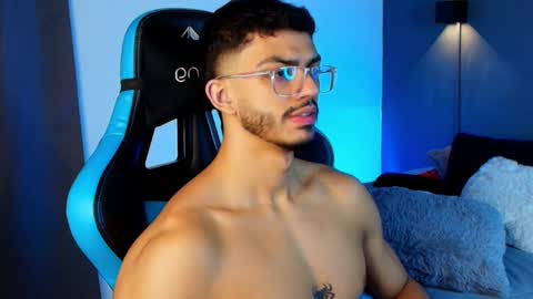 axel stein NEW ACCOUNT online show from 03.05.25