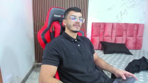 Snapshot of axel_stein2 chatting on 01.07.25 Axel online show from 01.07.25