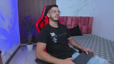 Snapshot of axel_stein2 chatting on 01.15.25 Axel online show from 01.15.25