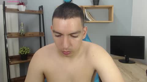 axel_stones_ online show from 10.21.25
