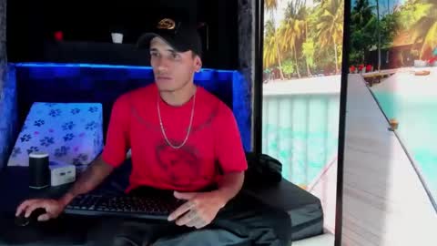 Axell Cross2 online show from 01.25.25