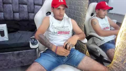 Axell Cross2 online show from 02.04.25