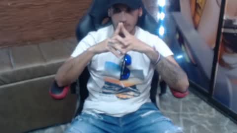 Axell Cross2 online show from 02.12.25