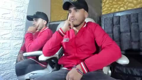 Axell Cross2 online show from 03.05.25