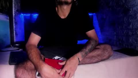 Axell Cross2 online show from 03.27.26