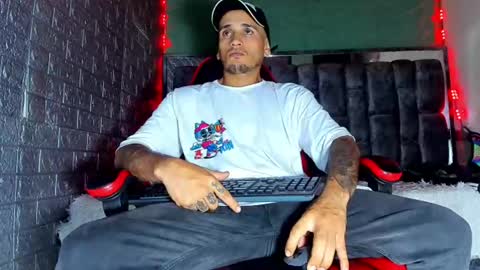 Axell Cross2 online show from 04.09.26