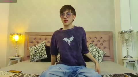Snapshot of axell_stone chatting on 06.01.26 axell_stone online show from 06.01.26