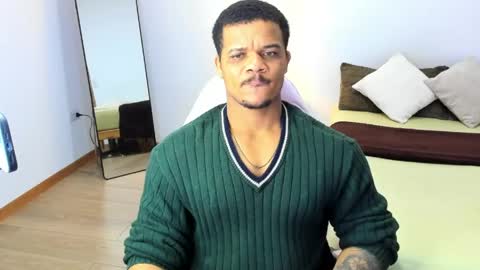Snapshot of axelldasilva chatting on 05.24.26 AXEL DA SILVA online show from 05.24.26