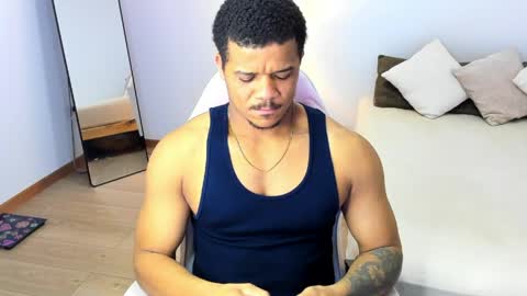 Snapshot of axelldasilva chatting on 05.30.26 AXEL DA SILVA online show from 05.30.26
