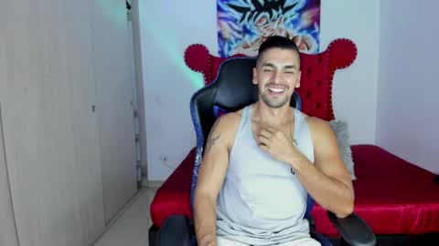 Axel online show from 04.14.26