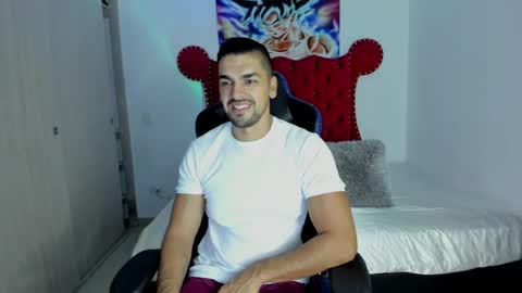 Snapshot of axelwinters_ chatting on 04.20.26 Axel online show from 04.20.26