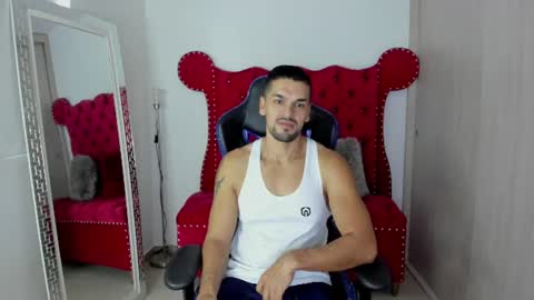 Snapshot of axelwinters_ chatting on 07.16.26 Axel online show from 07.16.26
