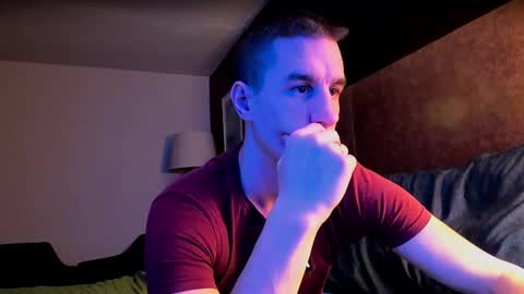 Axl online show from 02.12.25