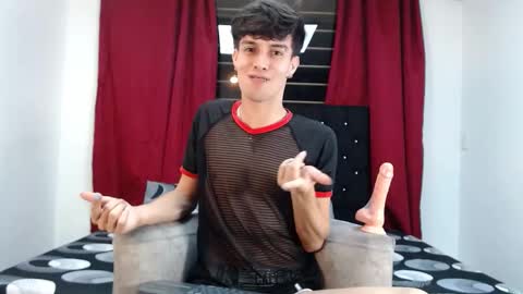 Snapshot of axxxel_twink chatting on 02.06.26 Axxxel online show from 02.06.26